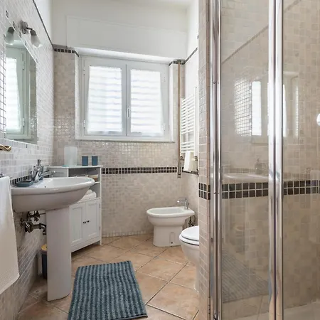 Apartment Rome Seascape Nearby Beaches And Centre Of Rome